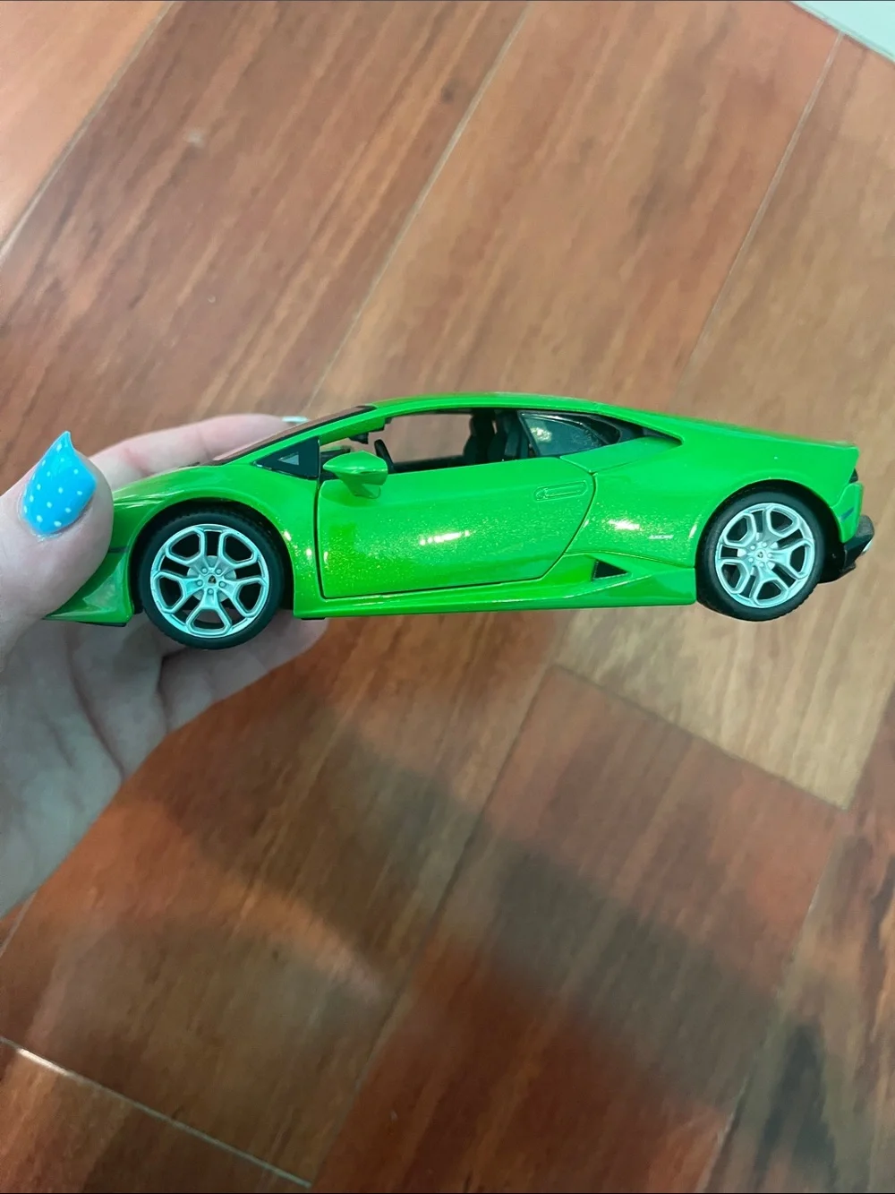 🏎️ Maisto Lamborghini Huracán LP 610-4 Diecast Model Car Green Collectible